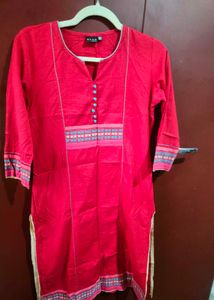 Red Kurti