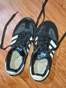 black adidas samba
