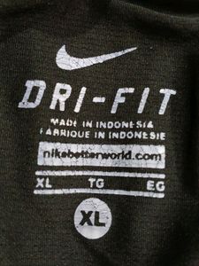 Dri Fit Nike Tshirt For Men