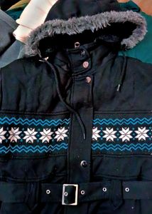 Black Knitted Pure Woolen Sweater