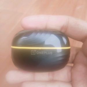 ONE PLUS BUDS 100