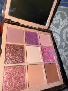 Huda Beauty Light Nude Obsession Eyeshadow Palett
