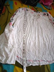 Embroided white Tunic baloon Top