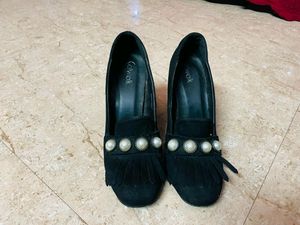 Catwalk Women Black Heels