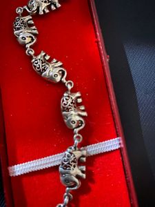 Attractive Marcasite Elephant Bracelet