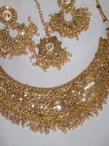 Golden Jewelry Set