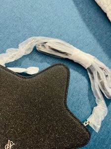 VS STAR SLING BAG