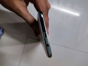 Samsung Galaxy J7 resell
