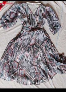 Sheer Patterned Midi Dress 👗