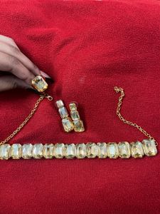 Elegant Gemstone Necklace Set