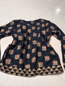 Stylish Black Floral Print Jacket