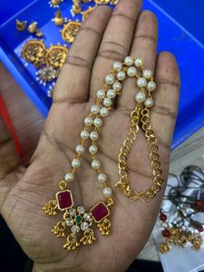 Beautiful Royal Look Necklace