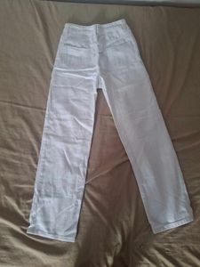 White High-Waist Straight-Leg Jeans