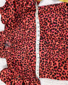 Leopard Print Ruffle Sleeve Top