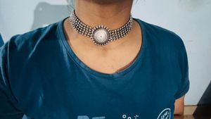 Oxidised Neck choker