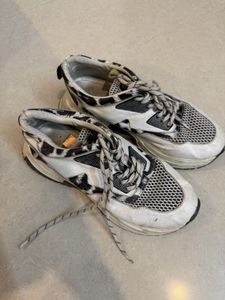 Used Cool Pattern Sneakers 39