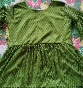Green Bell Sleeve Top
