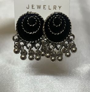 Stylish Jhumka Earrings