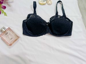 🇳🇿💫 Beautiful Black Colour Paded Bra