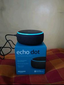 Amazon Echo Dot and Wall Holder (2 items)
