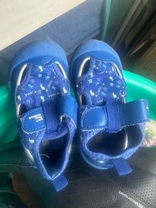 pretty unisex shoes
