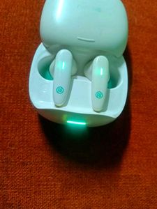 Noise Earbuds - Great Sound! Everyone make offers