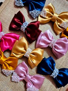 Pearl Hair Bow