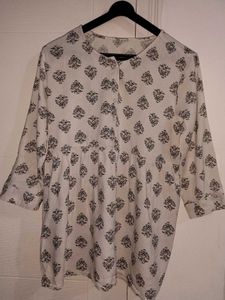 Patterned White short kurti