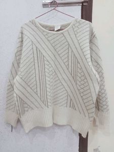 Beautiful Print Woolen Sweater