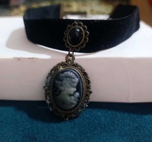 Vintage Cameo Velvet Choker