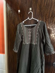 Avaasa 34 Bust Kurta For Women