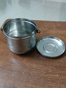 Small container