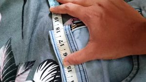 Light Wash Denim Jeans