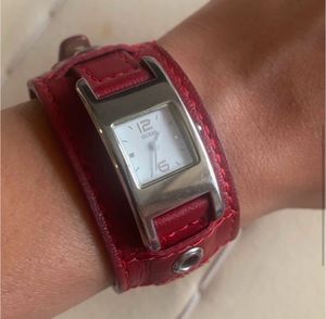 Guess Leather Vintage Watch