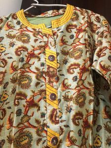 Flowers Print Band Collar Kurta