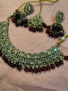 Gorgeous Ethnic Necklace Set