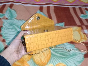 Sling Bag - MUSTARD