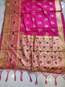Stunning Rani Pink Saree With Stitched Blouse 💗
