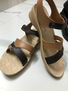 Comfortable Brown Leather Sandals - Size 4