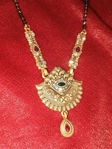 Mangalsutra With Black Pearl