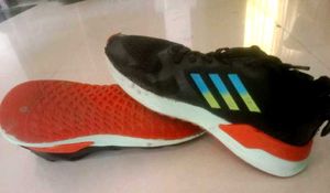 💯✨Original Adidas Running Sneakers...