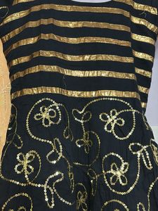 Black &amp; Gold Ethnicsuit with dupatta