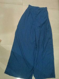 Blue Tie-Back Crop Top