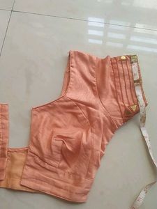 Saree With Ready Blouse