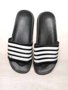 New Men&#39;s Fashion Design Slide