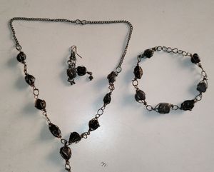 Antic Pebble Stone Necklace 😍