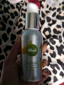 Vilvah Cream Face Wash
