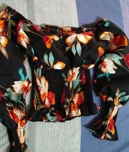 Floral Design Black Cute Off Shoulder Top