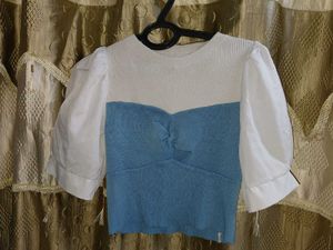 Chic Color Block Puff Sleeve Top