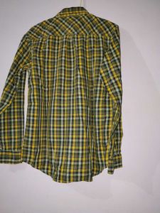 Look  child smarter after wearing this Shirt